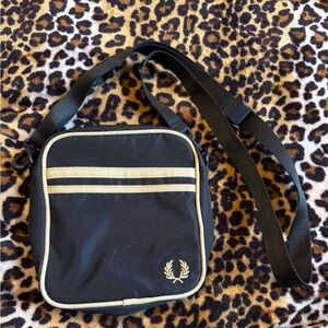 Classic Fred Perry Crossbody Bag Oi!
